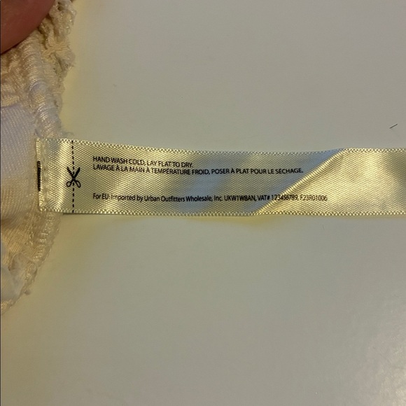 Free People Ivory One Raya Lace Bandana Top, size large - Picture 8 of 8